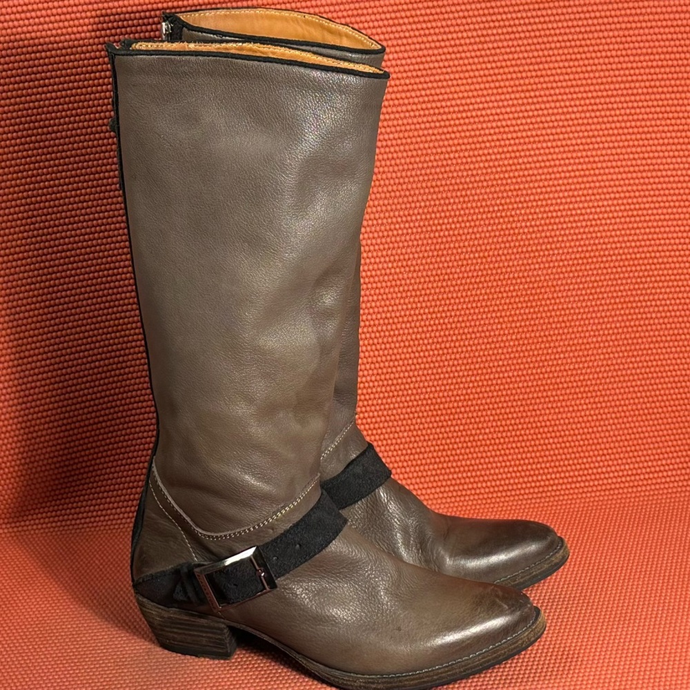 Blackstone Women’s CW81 Gull Knee High Gray Boots Size‎ 6.5 US Sz 37 EU
